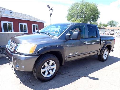 2010 Nissan Titan SE