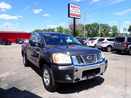 2010 Nissan Titan SE