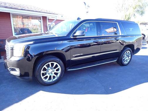 2020 GMC Yukon XL SLT