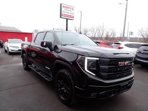 2022 GMC Sierra 1500 Elevation