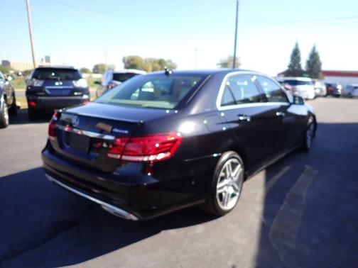2016 Mercedes-Benz E-Class E 350 4MATIC AWD 4dr Sedan