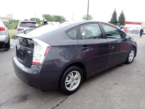 Winter Gray Metallic 2010 Toyota Prius II