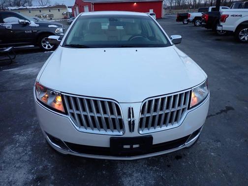 2012 Lincoln MKZ Base