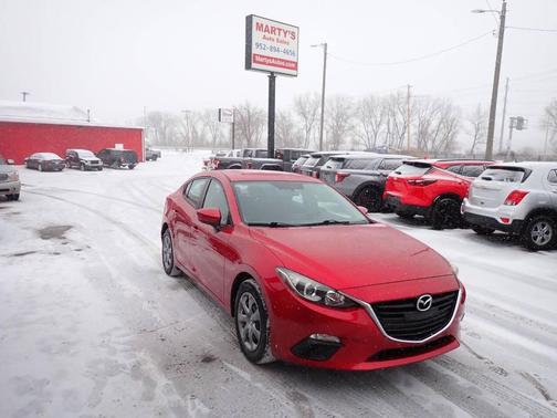 2015 Mazda Mazda3 i Sport