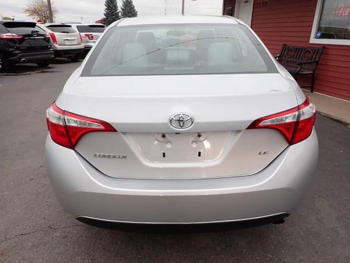 Silver 2015 Toyota Corolla LE