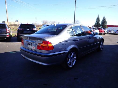 2005 BMW 330 330xi AWD 4dr Sedan