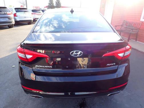 2015 Hyundai SONATA Sport