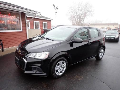 2020 Chevrolet Sonic LT 4dr Hatchback w/1FL