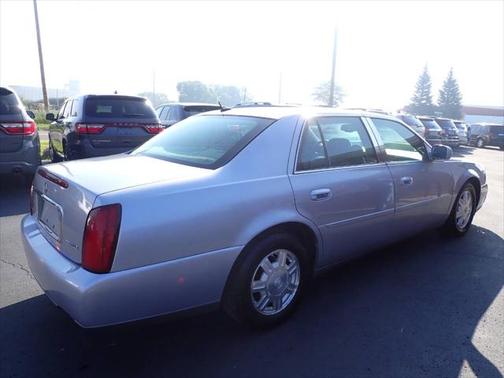2005 Cadillac DeVille Base