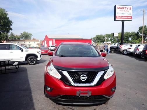 Red 2017 Nissan Murano SV