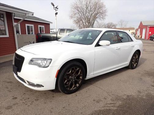2017 Chrysler 300 S