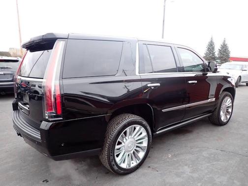 2017 Cadillac Escalade Platinum