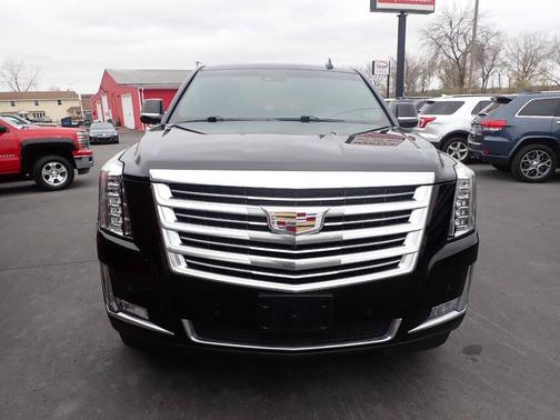 2017 Cadillac Escalade Platinum