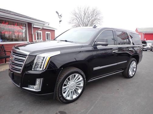2017 Cadillac Escalade Platinum