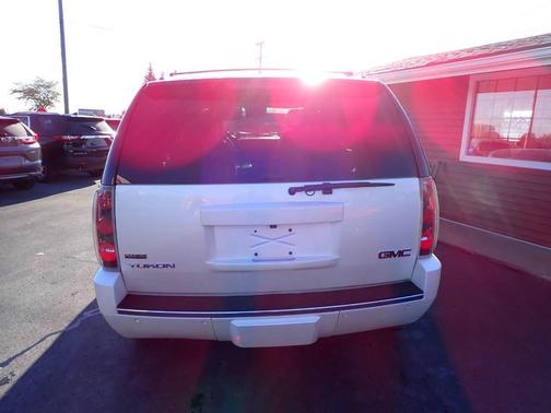 2011 GMC Yukon Denali