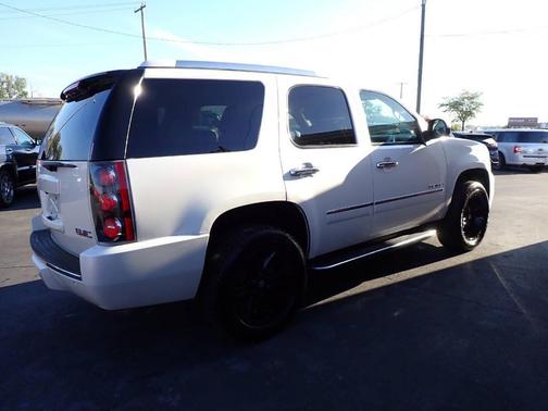 2011 GMC Yukon Denali