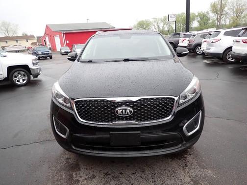 Black 2017 Kia Sorento LX