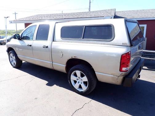 Tan 2004 Dodge Ram 1500 SLT Quad Cab