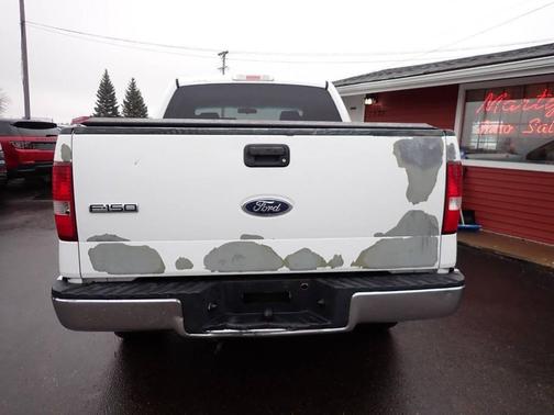 2005 Ford F-150 XLT SuperCrew