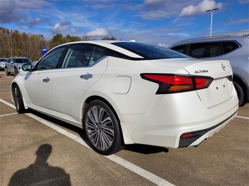 2024 Nissan Altima 2.5 SL