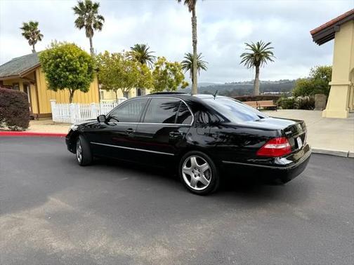 2005 Lexus LS 430 Base