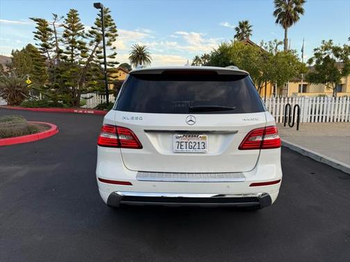 2014 Mercedes-Benz M-Class ML550 4MATIC