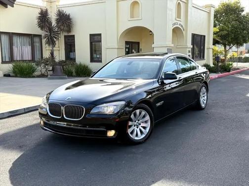 2009 BMW 750 I