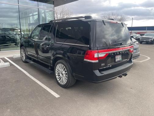 2016 Lincoln Navigator Select
