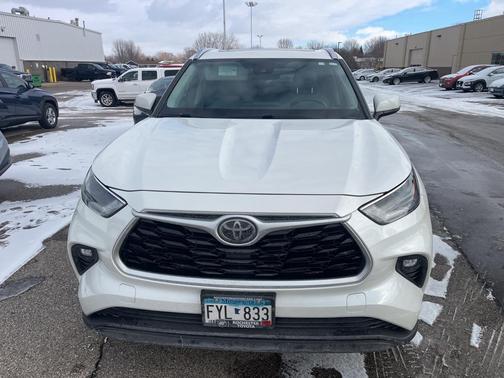 2021 Toyota Highlander XLE