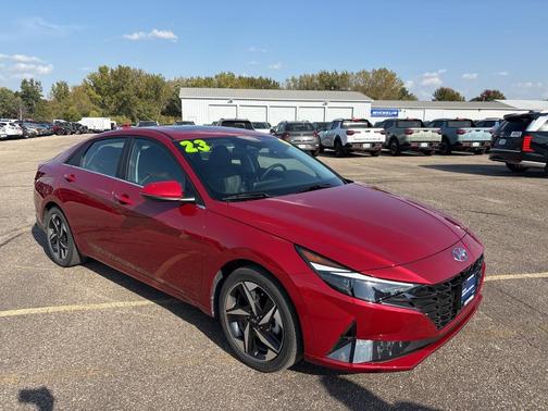 2023 Hyundai ELANTRA Limited