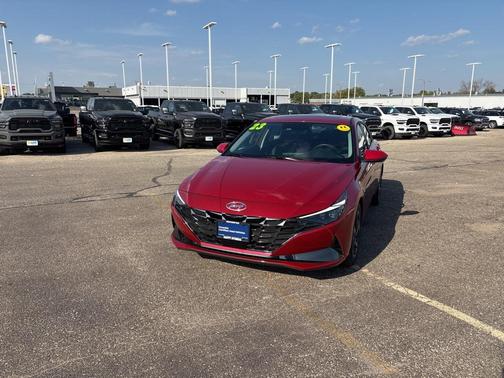 2023 Hyundai ELANTRA Limited