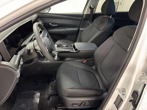 Creamy White Pearl 2026 Hyundai TUCSON Plug-In Hybrid SEL