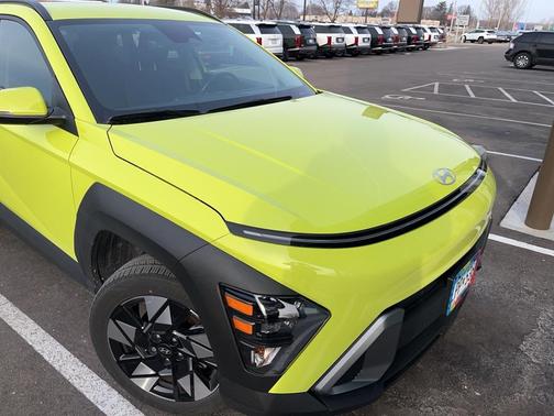 2024 Hyundai KONA SEL