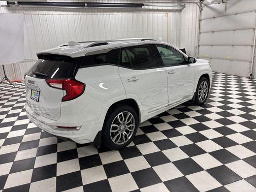 2023 GMC Terrain Denali