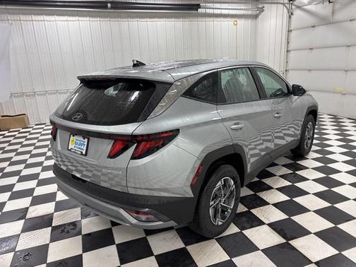 2026 Hyundai TUCSON Hybrid Blue SE