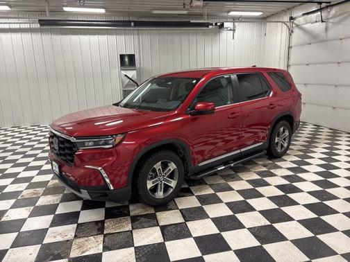 2023 Honda Pilot AWD EX-L 8 Passenger
