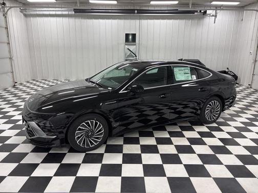 2026 Hyundai SONATA Hybrid SE