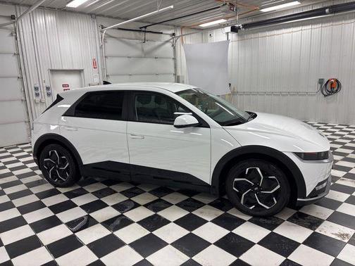 2022 Hyundai IONIQ 5 SE