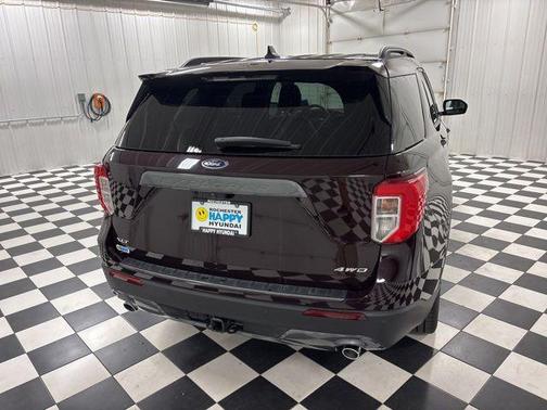 Jewel Red Metallic Tinted Clearcoat 2023 Ford Explorer XLT