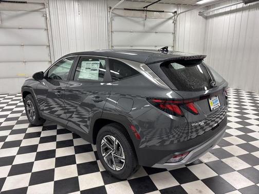 2026 Hyundai TUCSON Hybrid Blue SE