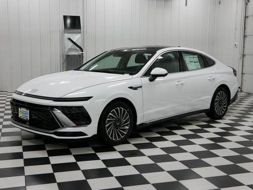 2025 Hyundai SONATA Hybrid Limited
