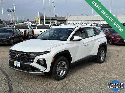 2025 Hyundai TUCSON SE