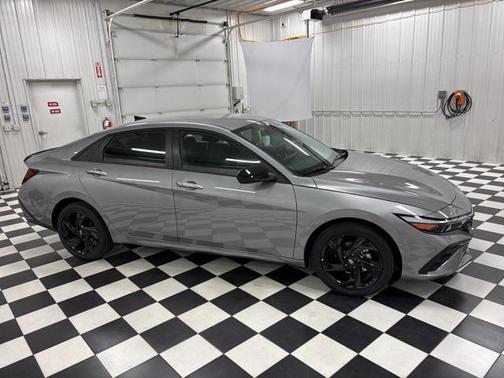 2026 Hyundai ELANTRA HEV SEL Sport