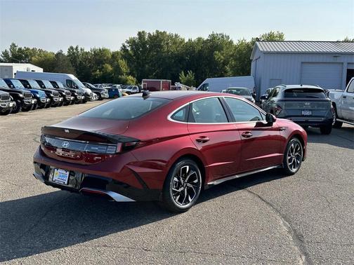 2024 Hyundai SONATA SEL