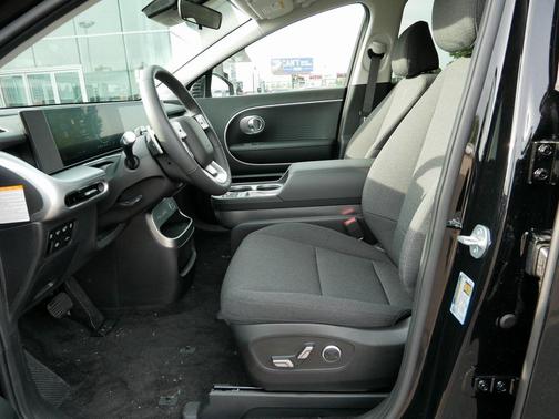 2026 Hyundai IONIQ 9 SE