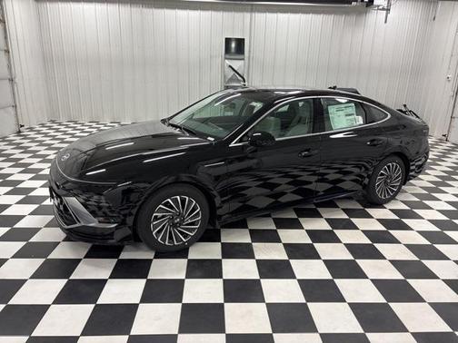 2026 Hyundai SONATA Hybrid SE