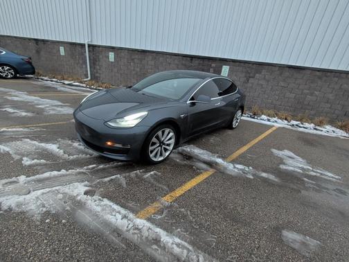 2020 Tesla Model 3 Performance