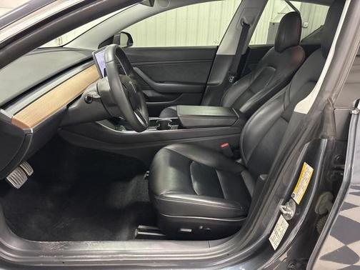 2020 Tesla Model 3 Performance