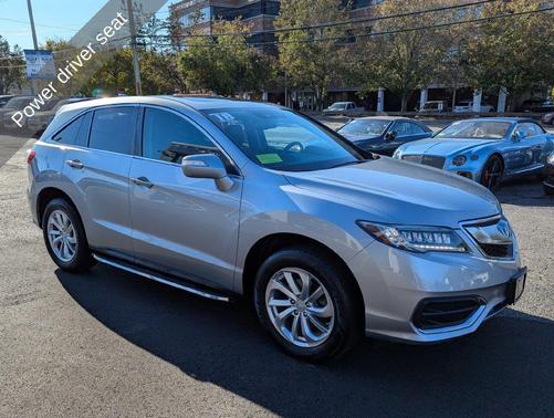 Lunar Silver Metallic 2018 Acura RDX Base