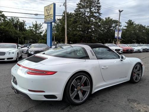 2017 Porsche 911 Targa 4S